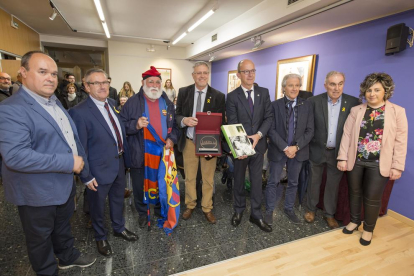 Jaume Ribera, Claudi Bosch, l’avi del Barça, Bonjoch, Cardoner i Alfonseda, entre altres, ahir a l’acte.