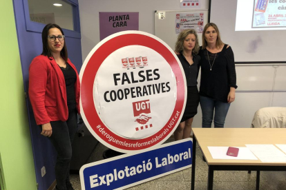 Presentació de les xarrades contra les falses cooperatives.