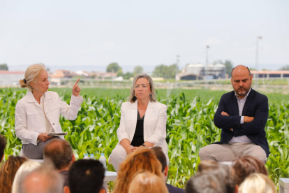 Presentó ayer en Gimenells el programa de los populares para la agricultura y la industria agroganadera y aseguró que “el agua será prioridad número uno” si gobierna