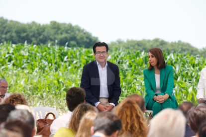 Presentó ayer en Gimenells el programa de los populares para la agricultura y la industria agroganadera y aseguró que “el agua será prioridad número uno” si gobierna