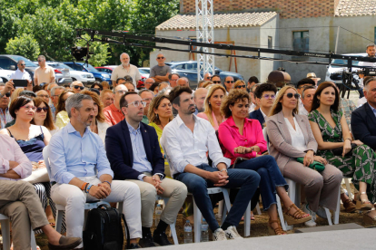 Presentó ayer en Gimenells el programa de los populares para la agricultura y la industria agroganadera y aseguró que “el agua será prioridad número uno” si gobierna