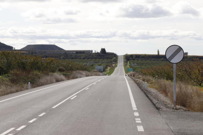 Vista del lloc on va tenir lloc ahir l’accident mortal al municipi oscenc d’Albelda.