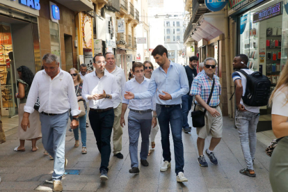 El alcalde de Madrid, Martínez-Almeida, de visita a Lleida, con Xavi Palau y Dante Pérez