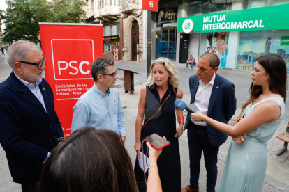 El ministre de la Presidència, Félix Bolaños, del PSC, de visita a Lleida