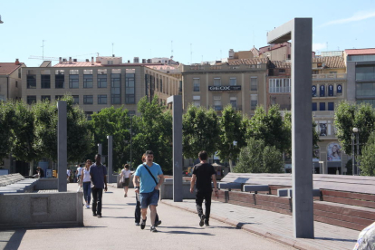 Posar tendals a la passarel·la del Liceu Escolar va ser un dels projectes guanyadors del 2017.