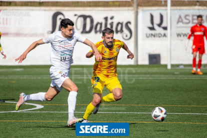 Oscar Rubio jugador del Lleida en una acció del partit d'ahir