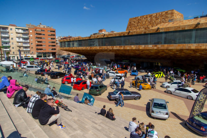 Més de cent cotxes modificats a l'Stance Caragol de Lleida, a la Llotja