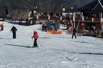 La estación de Espot recibió ayer a 1.340 esquiadrores. 