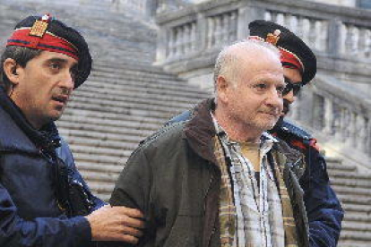 Fallece en prisión el autor del cuádruple asesinato de Olot