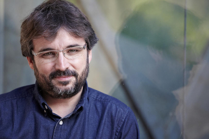 El periodista català Jordi Évole dirigeix i condueix el programa d’investigació i anàlisi ‘Salvados’.