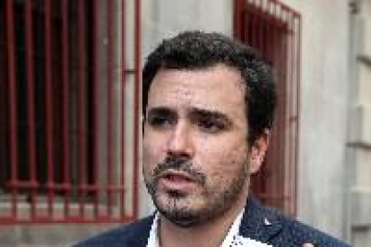 IU extenderá la reprobación al rey por España con mociones en ayuntamientos