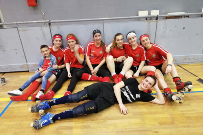 Las jugadoras del equipo Fem 16 del Lleida.net Alpicat.
