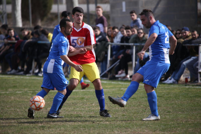 El Torregrossa y el Guissona B jugaron un buen partido que acabó cayendo del lado local (3-0).