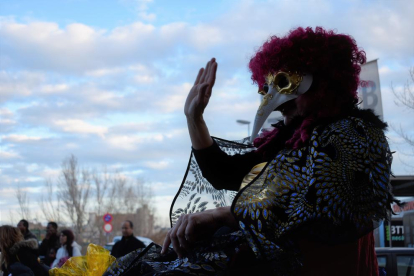 La reina Pocasolta va presidir el Carnaval de Pardinyes.