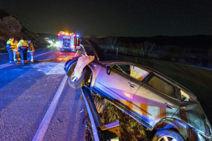 Imagen de uno de los dos coches implicados en el segundo de los accidentes ocurridos en Torà.