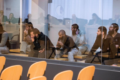 Presuntos yihadistas juzgados en la Audiencia Nacional, ayer.