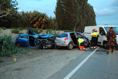 El accidente se produjo en El Poal en la carretera a El Palau d’Anglesola. 