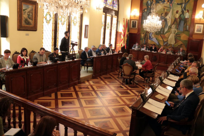 Imagen del pleno de la Diputación que se celebró ayer. 