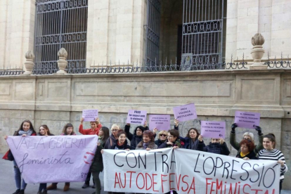 Naix la Coordinadora 8-M Lleida per convocar una vaga de dones