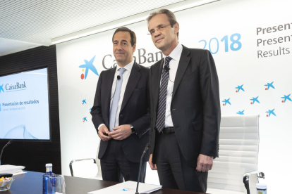 G. Gortázar y Jordi Gual explicaron del balance de Caixabank.