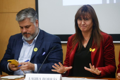 Imagen de la reunión mantenida el 10 de diciembre por los negociadores de ERC y del PSOE en Barcelona.