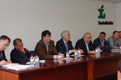 Imagen de la reunión de la Junta General de Indulleida.