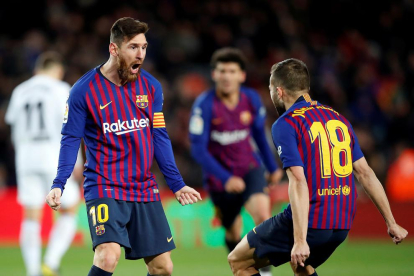 Leo Messi festeja efusivamente el gol del empate ante el Valencia.