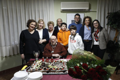Emotivo homenaje a Joaquim Tolós Michavila en su 100 cumpleaños