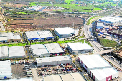 Vista aérea de las empresas del Polígono Industrial Els Frares, en Lleida.