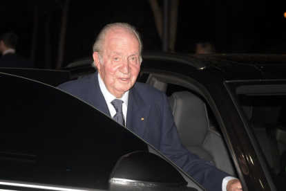 El rey Juan Carlos se trasladará a vivir fuera de España