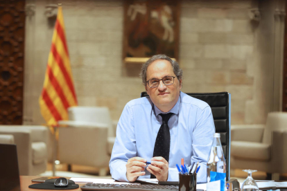 El presidente del Govern, Quim Torra, reunido por el seguimiento de la covid-19 en Cataluña en el Palau de la Generalitat