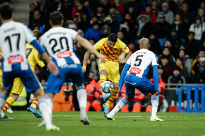 Suárez, en el momento de dar el pase que Vidal  convirtió en el 1-2.