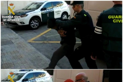Uno de los cuatro detenidos por violación, entrando en los juzgados de Alicante. 