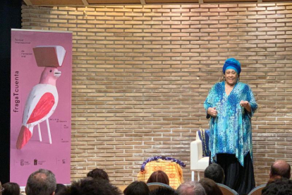 La narradora cubana Coralia Rodríguez, en la sessió de diumenge.