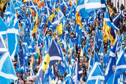 Escòcia es va omplir ahir de banderes per reclamar una nova consulta sobre la independència.