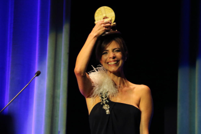 Maribel Verdú, anoche en la gala del festival de Sitges tras recibir el premio ‘Màquina del Temps’.