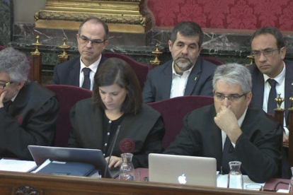 Jordi Turull, Jordi Sànchez i Josep Rull durant el judici.