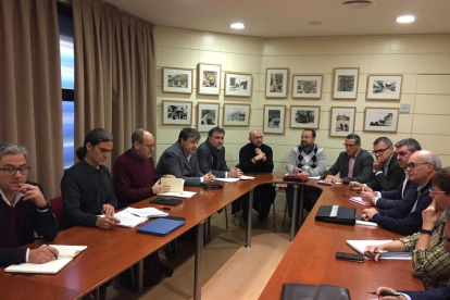 Una imatge de la reunió del consell d'administració extraordinari de l'EMU.