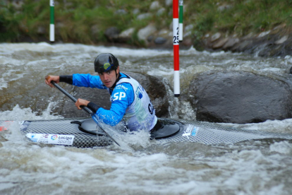 Núria Vilarrubla, durant la seua participació ahir en el selectiu disputat al Parc del Segre.