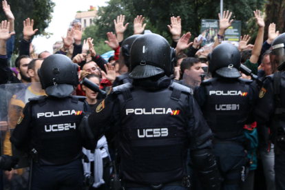 Imatge de l’actuació policial l’1 d’octubre del 2017 a Barcelona.