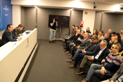 Un momento de la reunión celebrada ayer en la delegación del Govern de la Generalitat en Lleida.