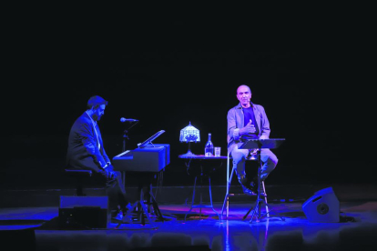 Piano i recital poètic en l’espectacle de la gala de l’any passat.