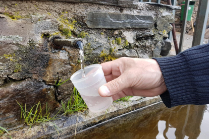 Lladorre recomienda no beber agua de la red municipal por causa del nivel de arsénico