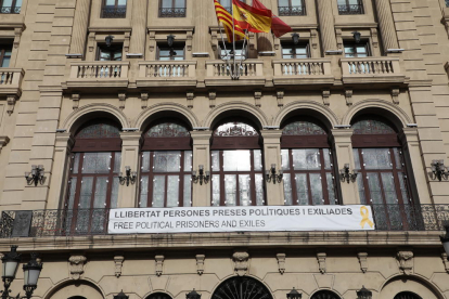La façana de la Paeria de Lleida.