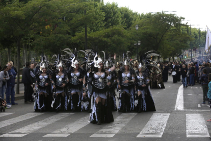 Desfile el año pasado de la Festa de Moros i Cristians de Lleida.