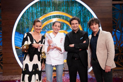 Samantha Vallejo-Nájera, Ana Iglesias, Pepe Rodríguez i Jordi Cruz, guanyadora i jurat del concurs.