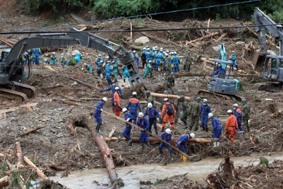 Más de medio centenar de muertos por inundaciones en Japón
