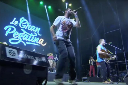 Concert La Gran Pegatina, que es va celebrar en el marc del festival Arenal Sound de Borriana del 2016.