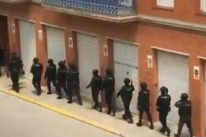 Operació policial en marxa contra el tràfic de drogues a Lleida i Almacelles