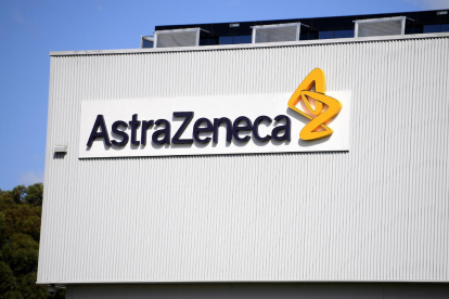 AstraZeneca interromp els assajos de la seua vacuna contra la COVID-19 per seguretat